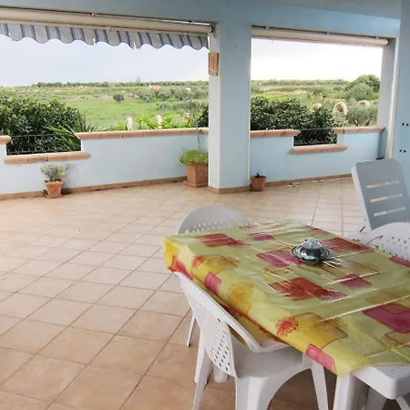 דירה In Isola Di Capo Rizzuto 20992 *